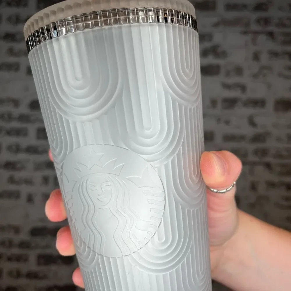 Starbucks | gray wave scalloped drink cup with straw